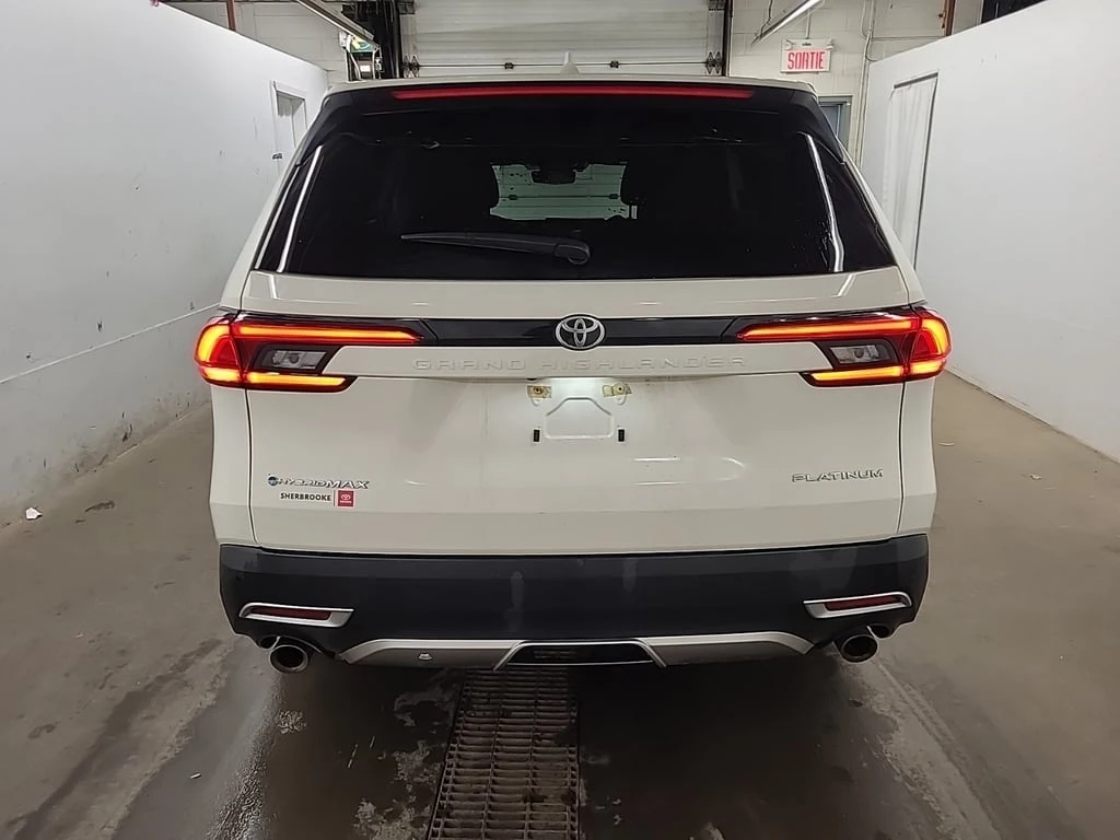 Toyota Grand Highlander * HYBRID PLATINUM * CARFAX * БЕЗ ПЪРВОНАЧАЛНА ВНОС - изображение 7