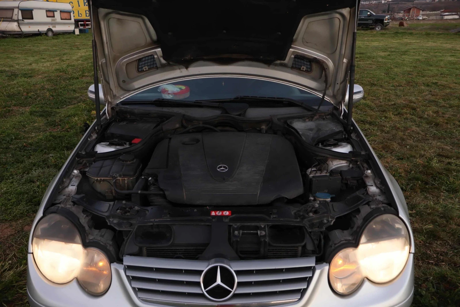 Mercedes-Benz C 200, снимка 7 - Автомобили и джипове - 53839849