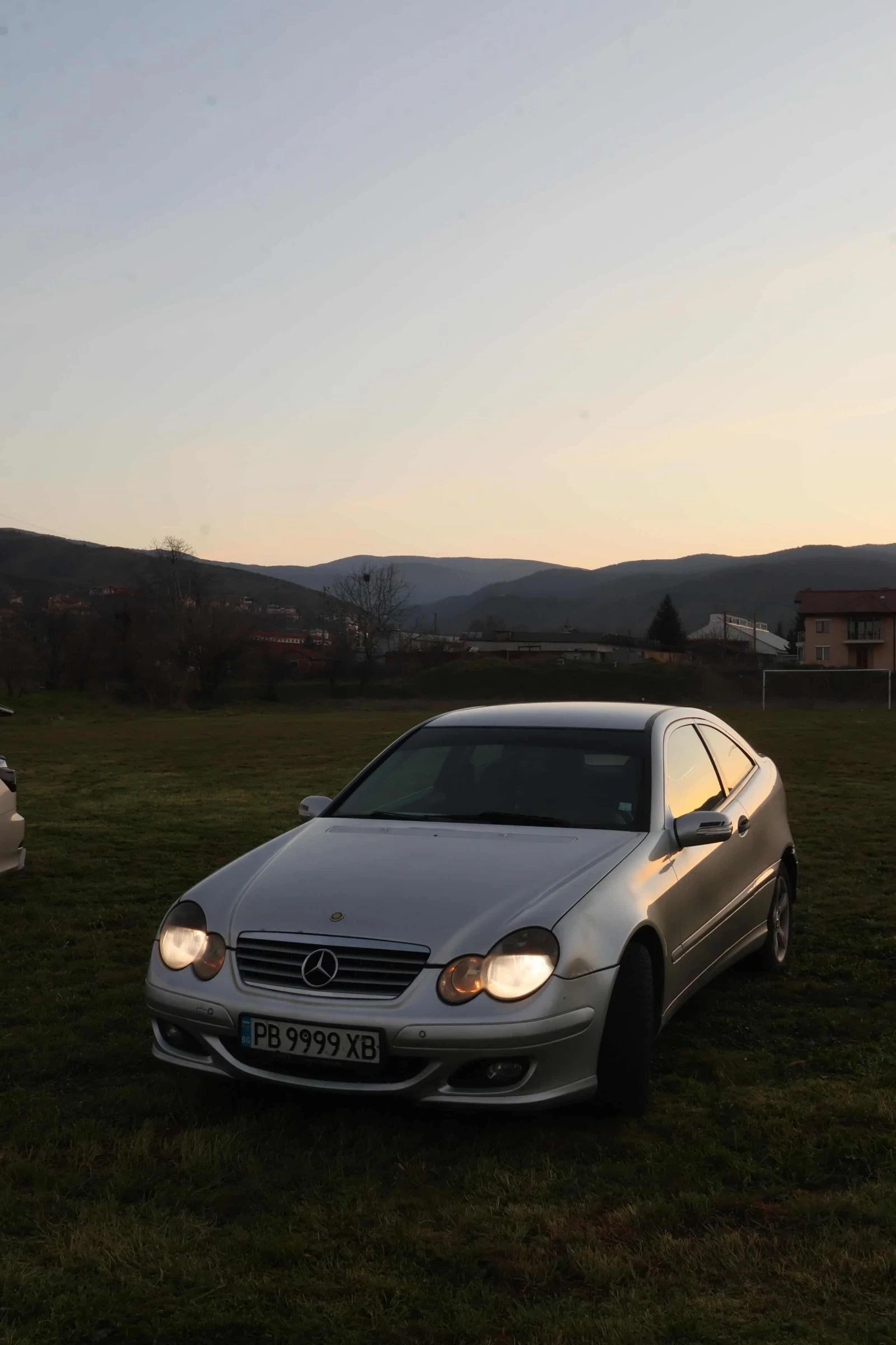 Mercedes-Benz C 200, снимка 2 - Автомобили и джипове - 53839849