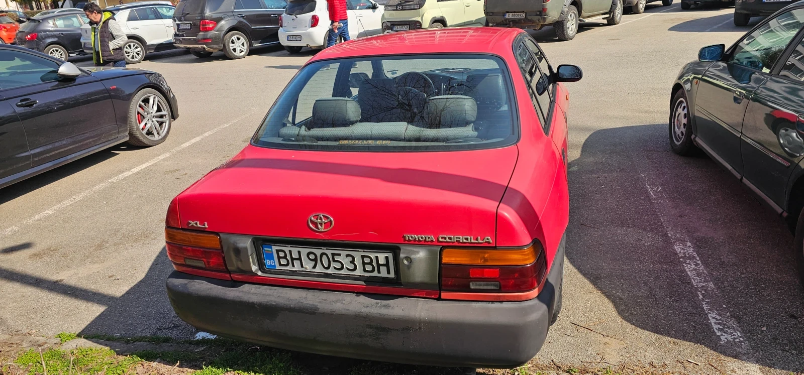 Toyota Corolla 1.6, снимка 4 - Автомобили и джипове - 53862904