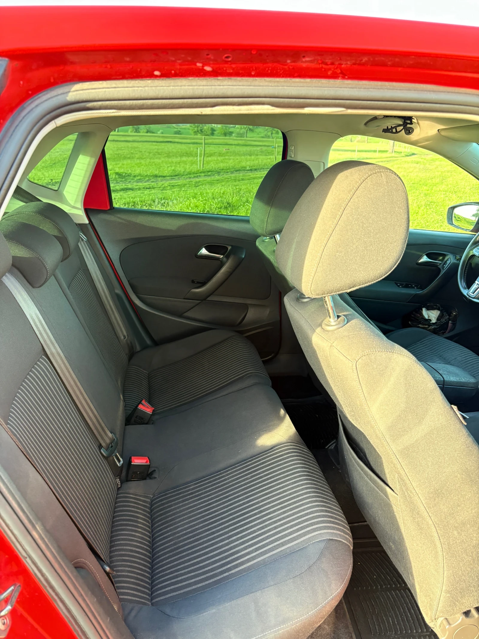 VW Polo, снимка 6 - Автомобили и джипове - 54321425