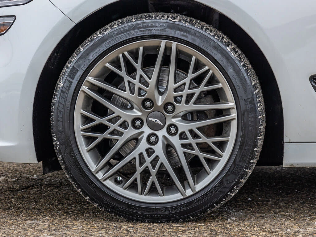 Genesis G70 2.0T Advanced AWD, снимка 2 - Автомобили и джипове - 54598530