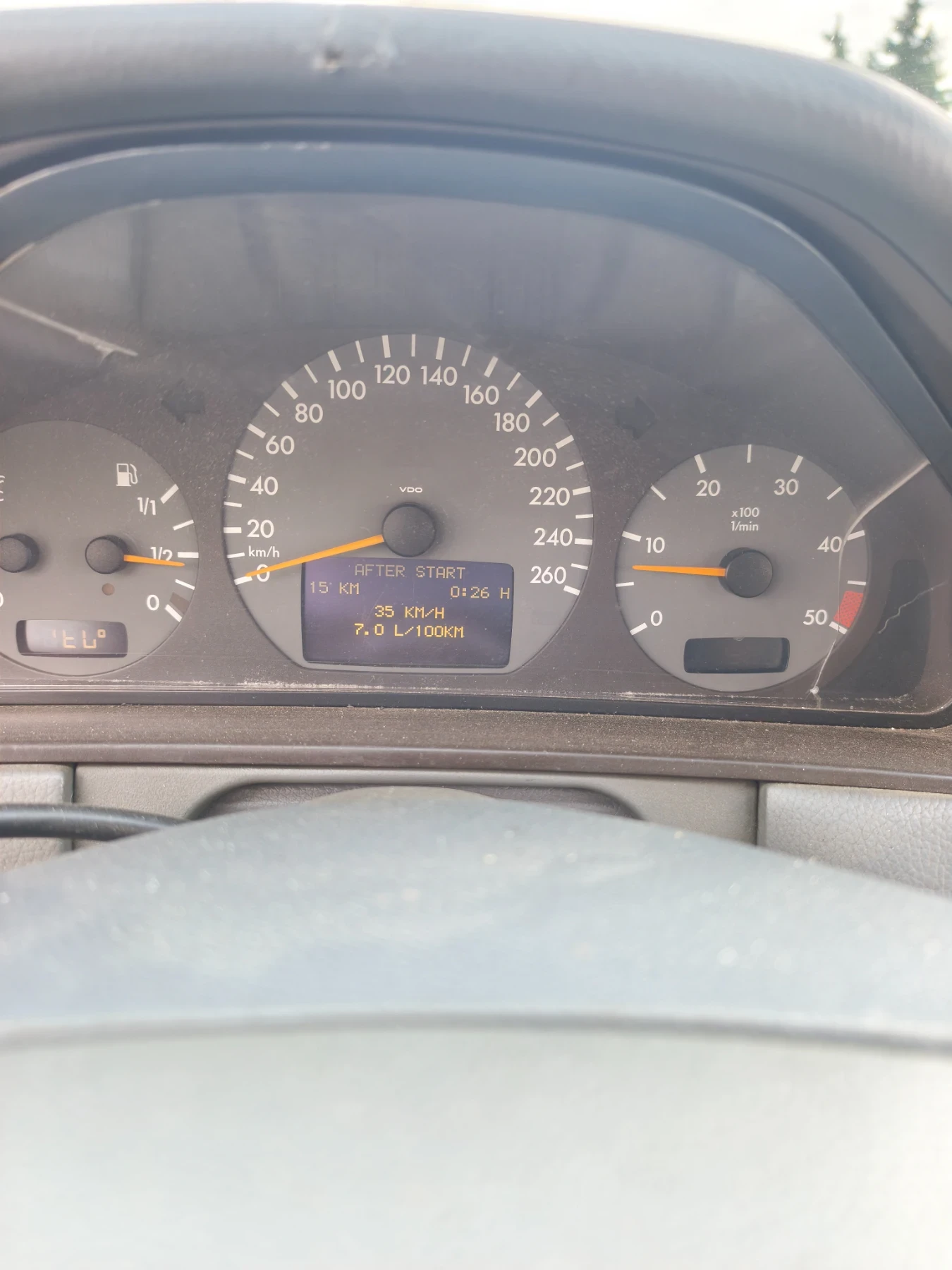 Mercedes-Benz E 270, снимка 5 - Автомобили и джипове - 54625251