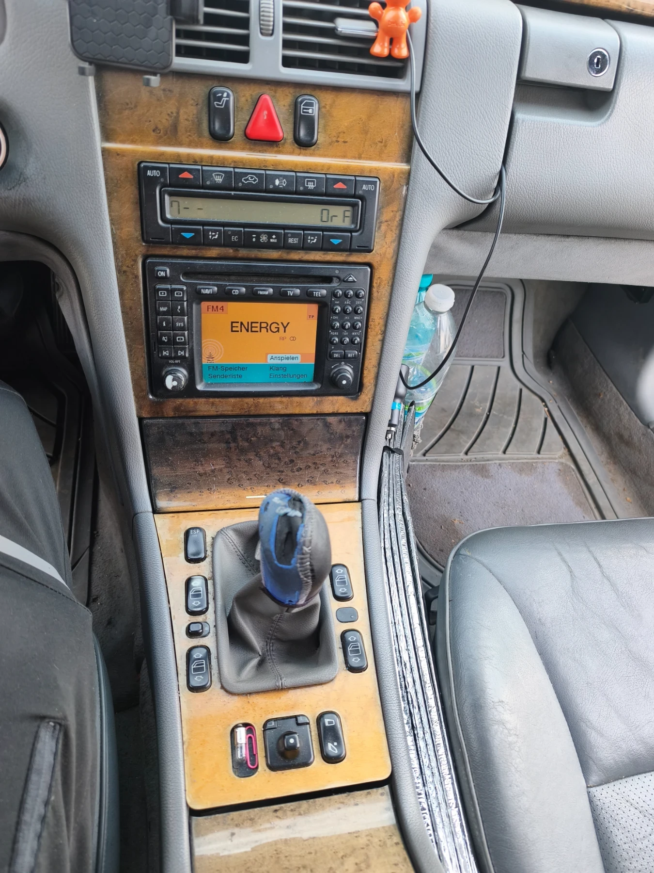 Mercedes-Benz E 270, снимка 4 - Автомобили и джипове - 54625251