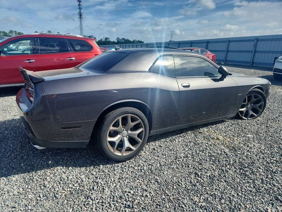 Dodge Challenger, снимка 3 - Автомобили и джипове - 54697822