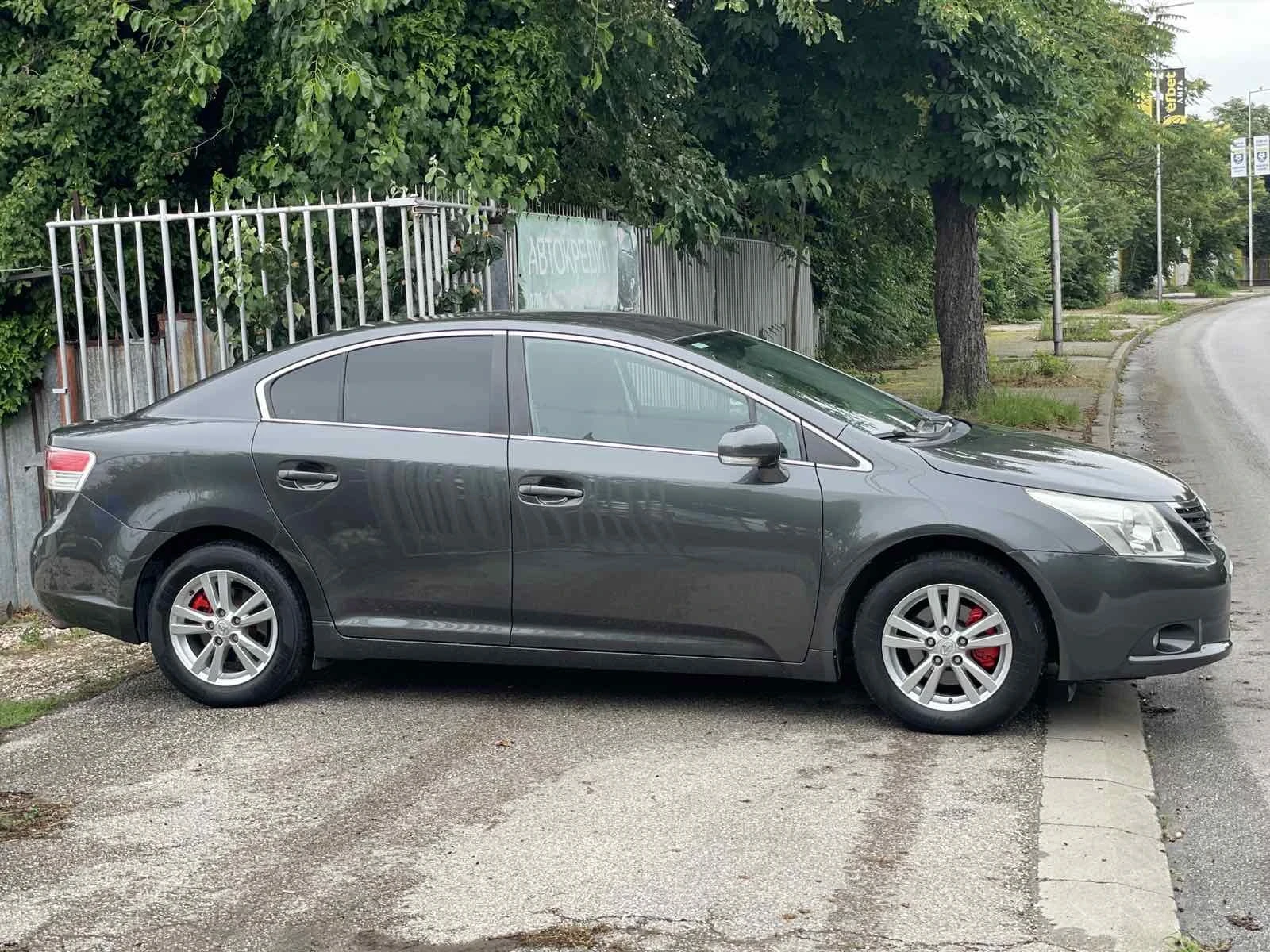 Toyota Avensis 2.0D-4D, 125кс, 2010г, ИТАЛИЯ, снимка 4 - Автомобили и джипове - 54885621