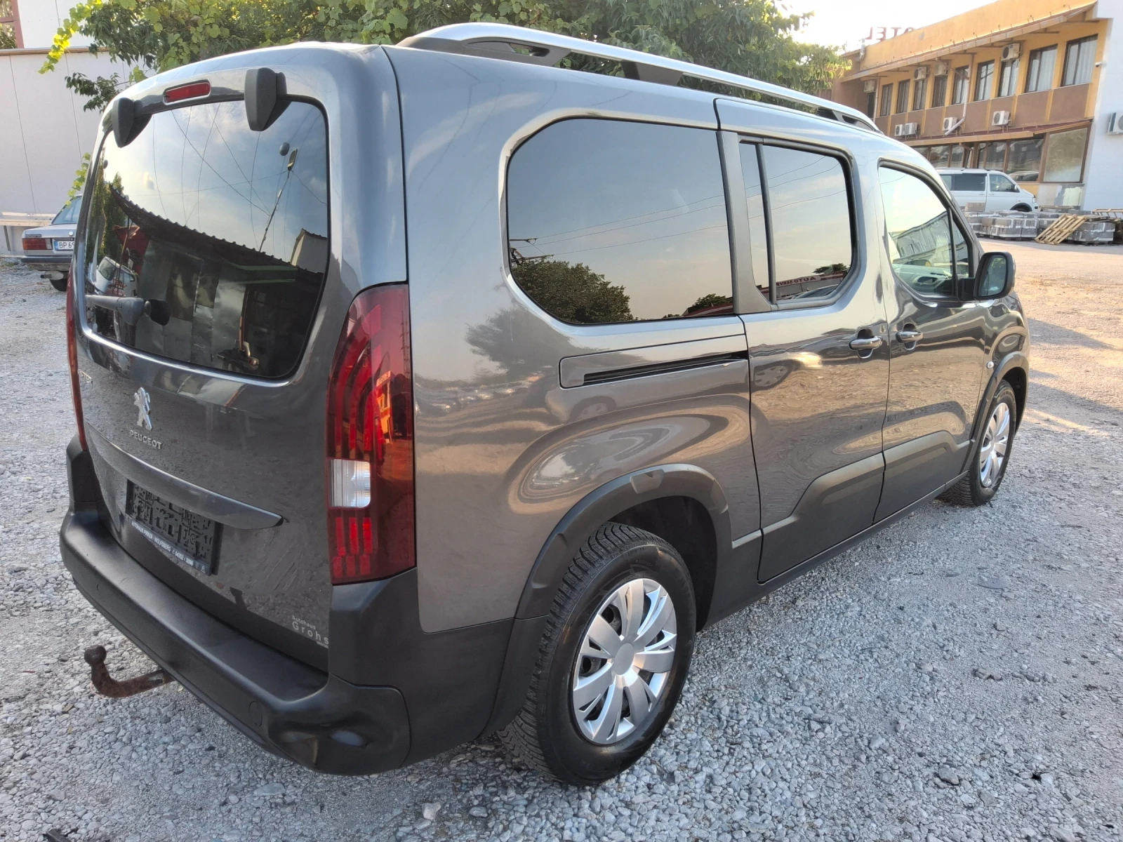 Peugeot Rifter 1.5HDI 102PS, снимка 5 - Автомобили и джипове - 55105176