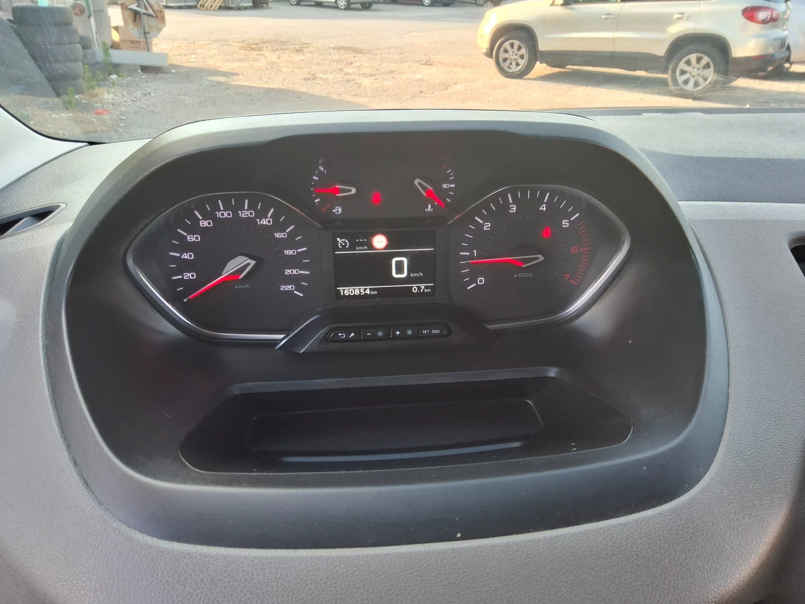 Peugeot Rifter 1.5HDI 102PS, снимка 12 - Автомобили и джипове - 55105176