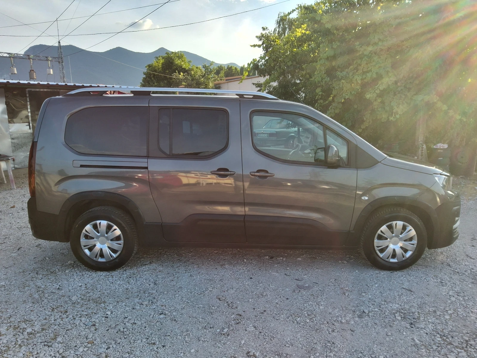 Peugeot Rifter 1.5HDI 102PS, снимка 6 - Автомобили и джипове - 55105176