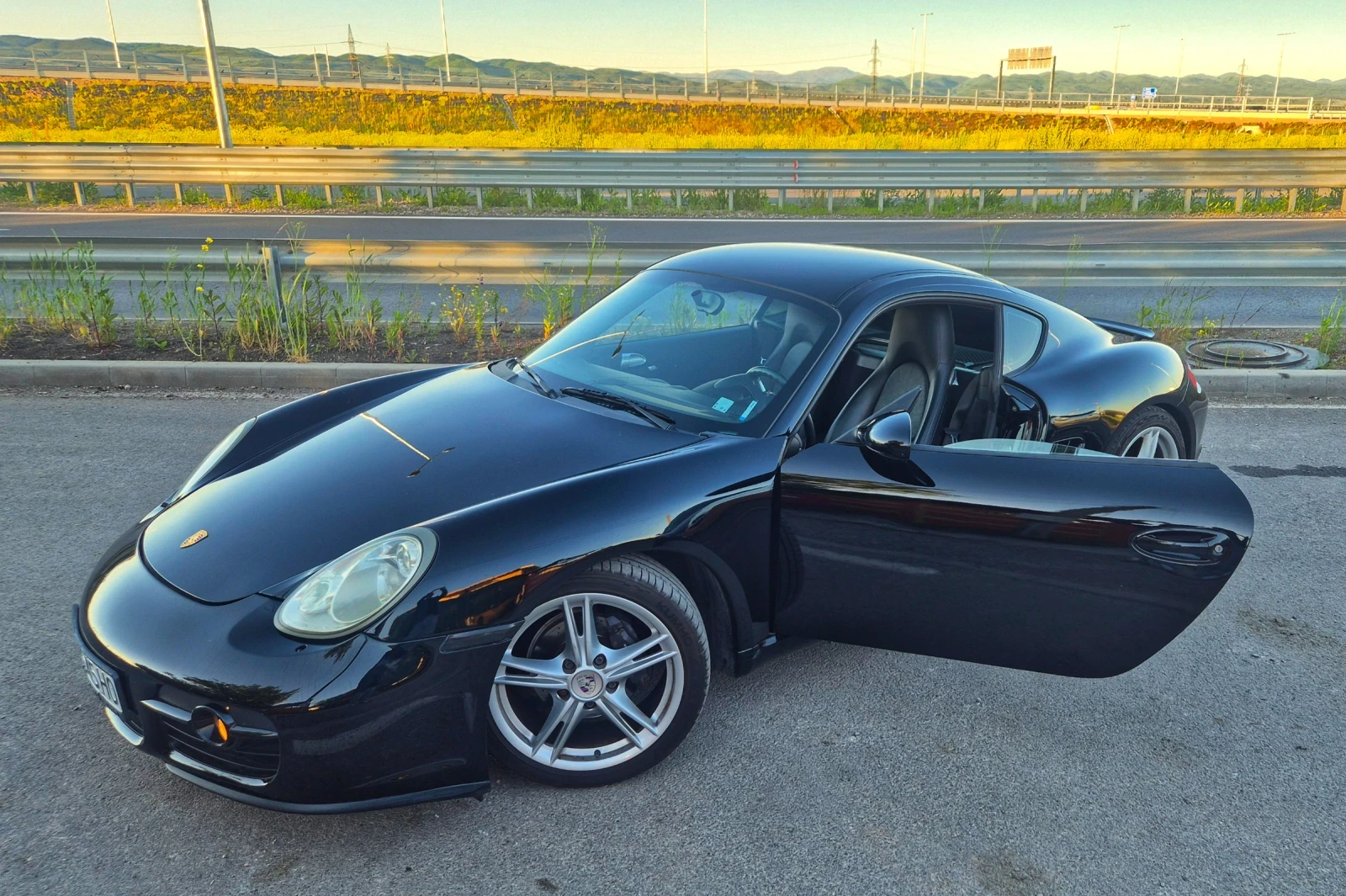 Porsche Cayman 6 Speed Maual 2.7 245ps Sport Pack Swiss