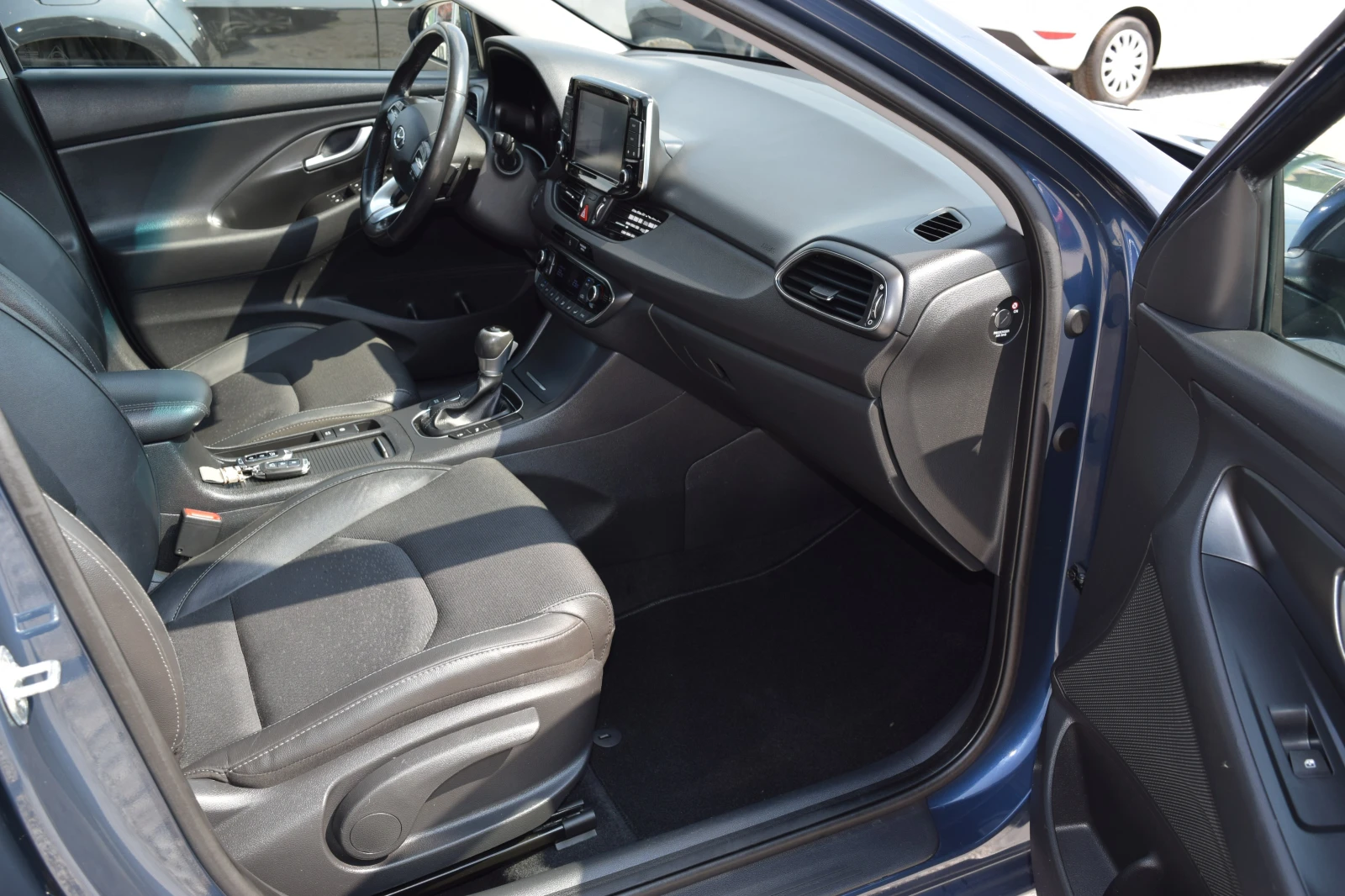 Hyundai I30 1.6crdi* 136kc* ���������* Keiless* ����* ������*  | Mobile.bg � ����������� 11