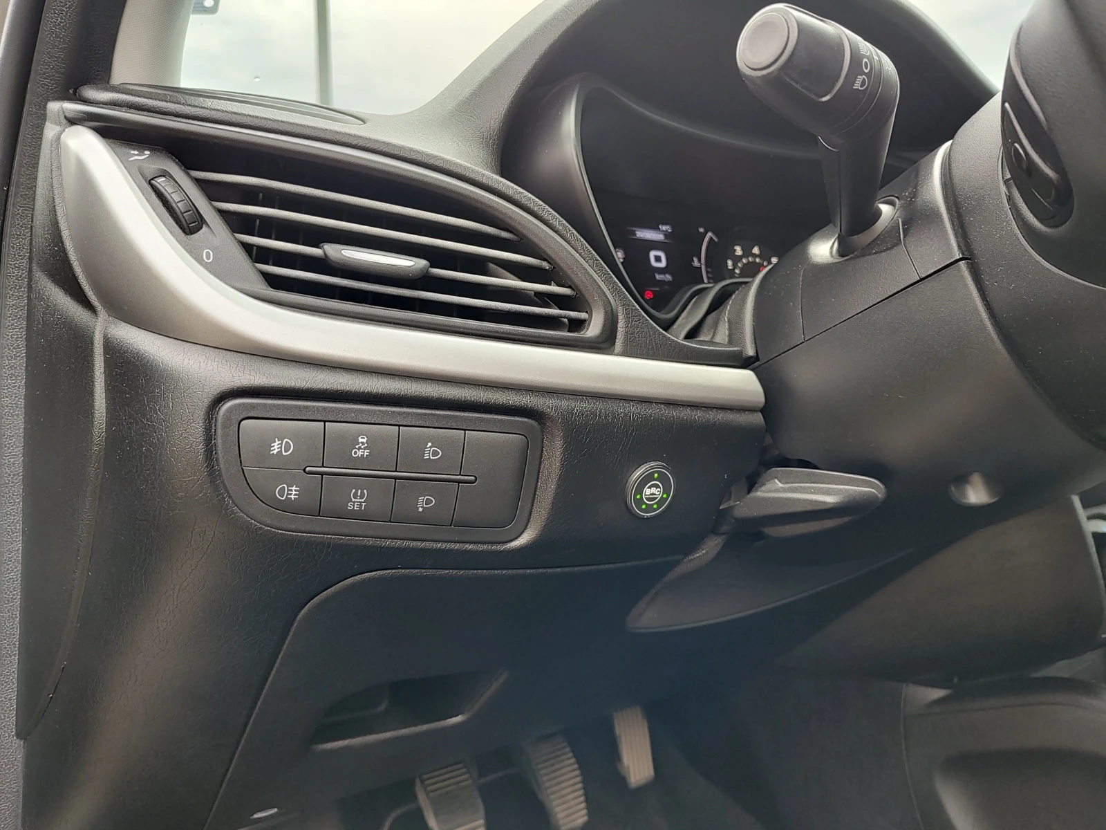 Fiat Tipo, снимка 13 - Автомобили и джипове - 56273387