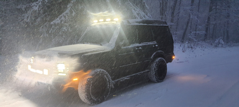 Land Rover Discovery, снимка 14 - Автомобили и джипове - 44024612
