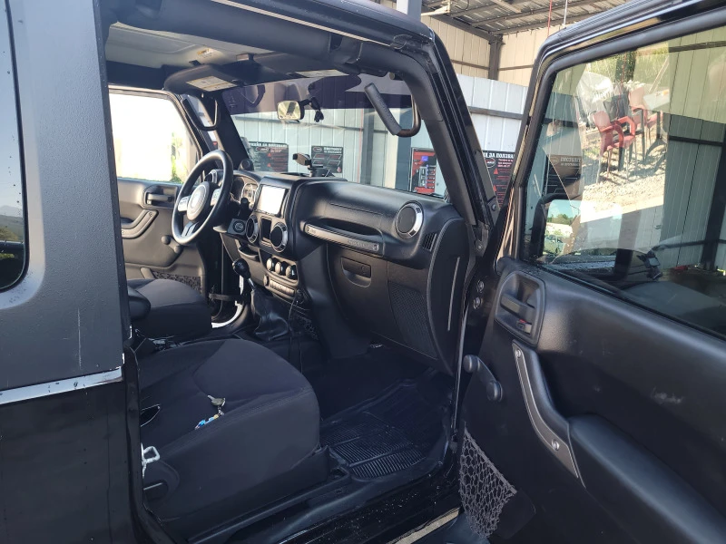 Jeep Wrangler Sport , снимка 8 - Автомобили и джипове - 46724537