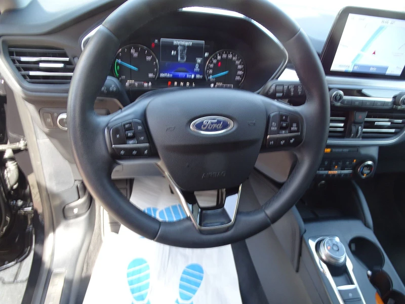 Ford Kuga 2.5/224HP/PLUG-IN HYBRID/TITANIUM/CAM/NAVI/134c, снимка 11 - Автомобили и джипове - 47606191