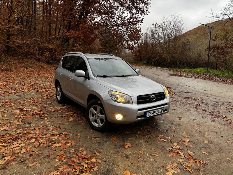 Toyota Rav4 136КС D4D - 4X4, снимка 1 - Автомобили и джипове - 48099605