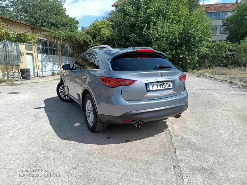 Infiniti QX70, снимка 6 - Автомобили и джипове - 52325112