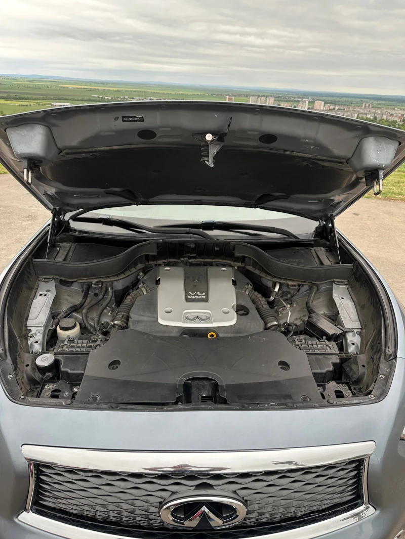 Infiniti QX70, снимка 7 - Автомобили и джипове - 52325112