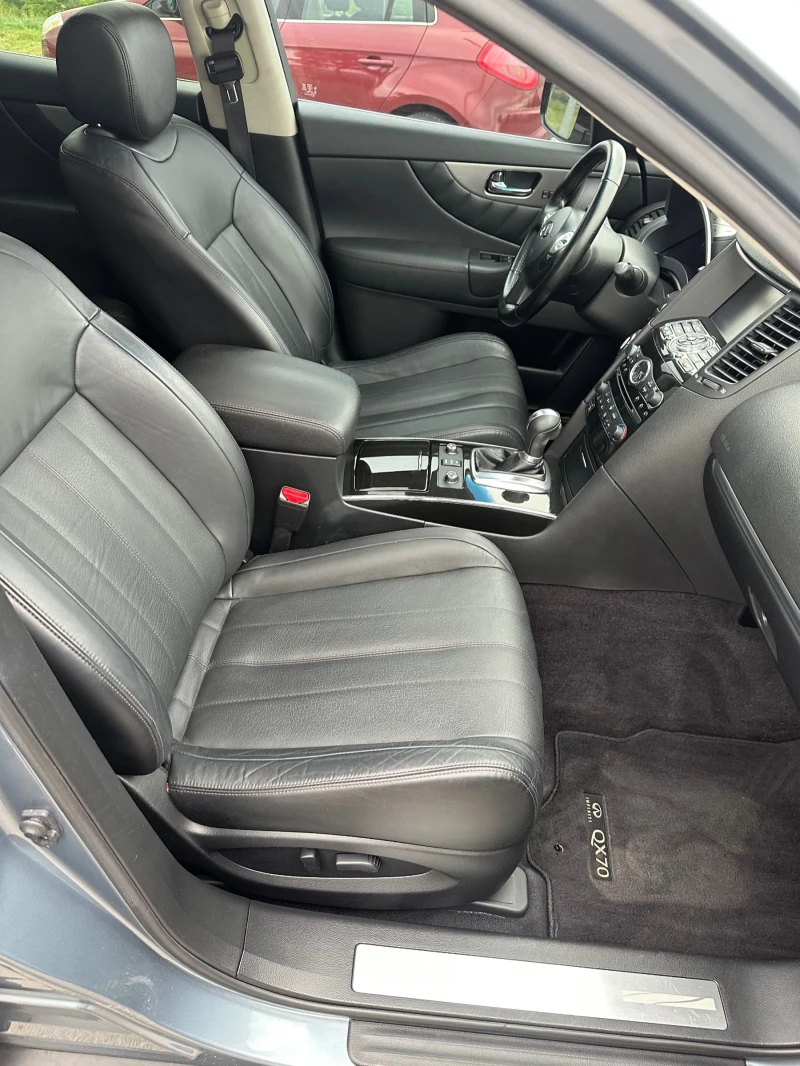 Infiniti QX70, снимка 13 - Автомобили и джипове - 52325112