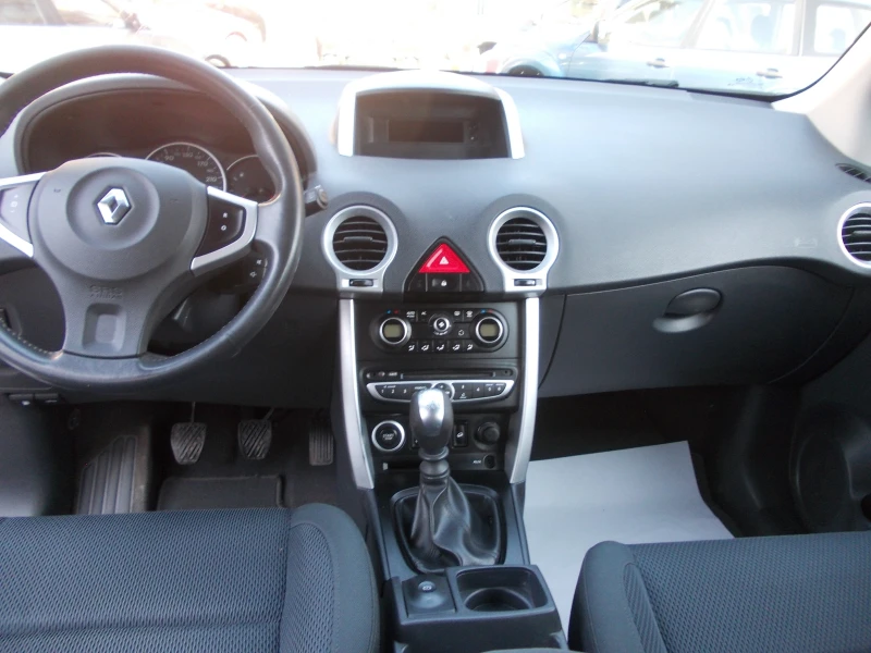 Renault Koleos 2.5-4x4-клима, снимка 8 - Автомобили и джипове - 51248815