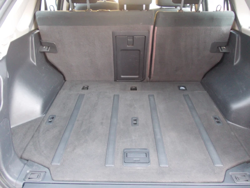 Renault Koleos 2.5-4x4-клима, снимка 9 - Автомобили и джипове - 51248815