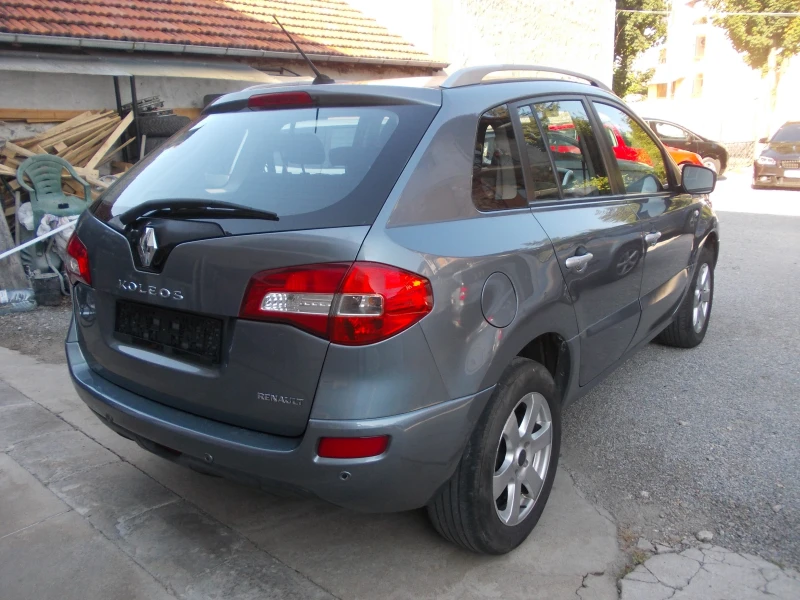 Renault Koleos 2.5-4x4-клима, снимка 5 - Автомобили и джипове - 51248815