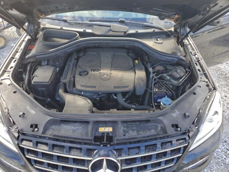 Mercedes-Benz ML 350 4MATIC* CARFAX* Кожа* Камера* Подгрев* , снимка 12 - Автомобили и джипове - 53286844