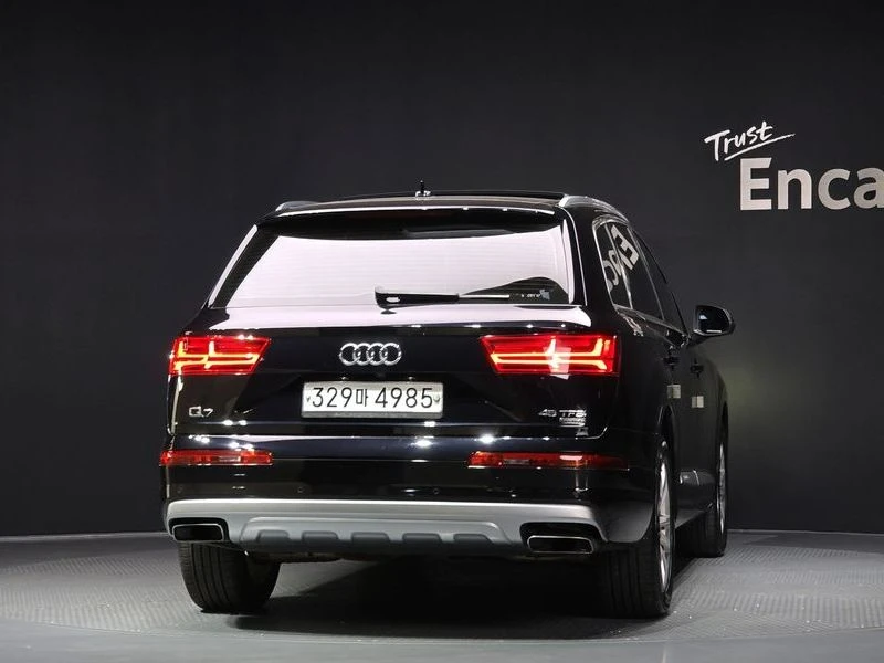Audi Q7 45 TFSI Quattro| 245к.с.| ВКЛ.ТЕХНОТЕСТ, снимка 4 - Автомобили и джипове - 55308874