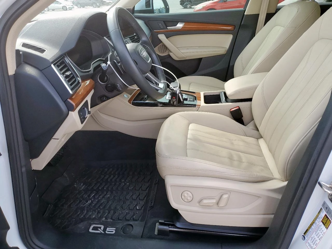 Audi Q5 PREMIUM PLUS 45 - изображение 8