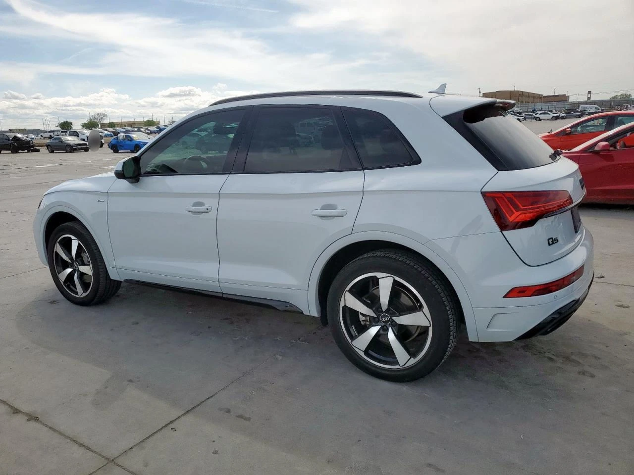 Audi Q5 PREMIUM PLUS 45 - изображение 2