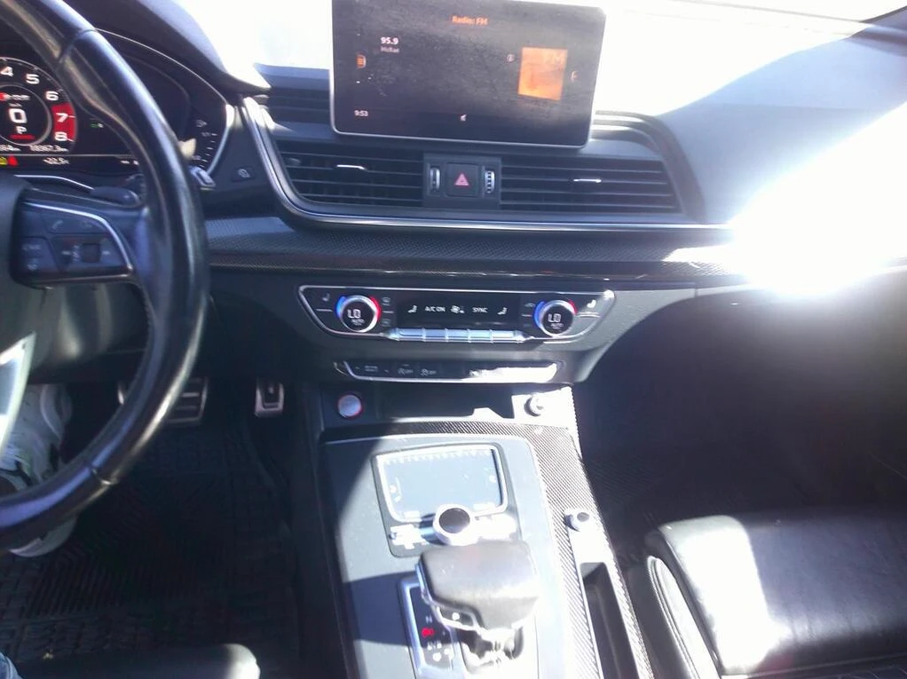 Audi SQ5 TECHNIK Matrix* Bang&Olufsen* 360* Дистроник* Пано - изображение 10