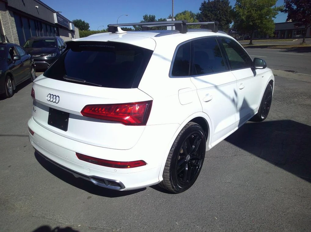Audi SQ5 TECHNIK Matrix* Bang&Olufsen* 360* Дистроник* Пано - изображение 6