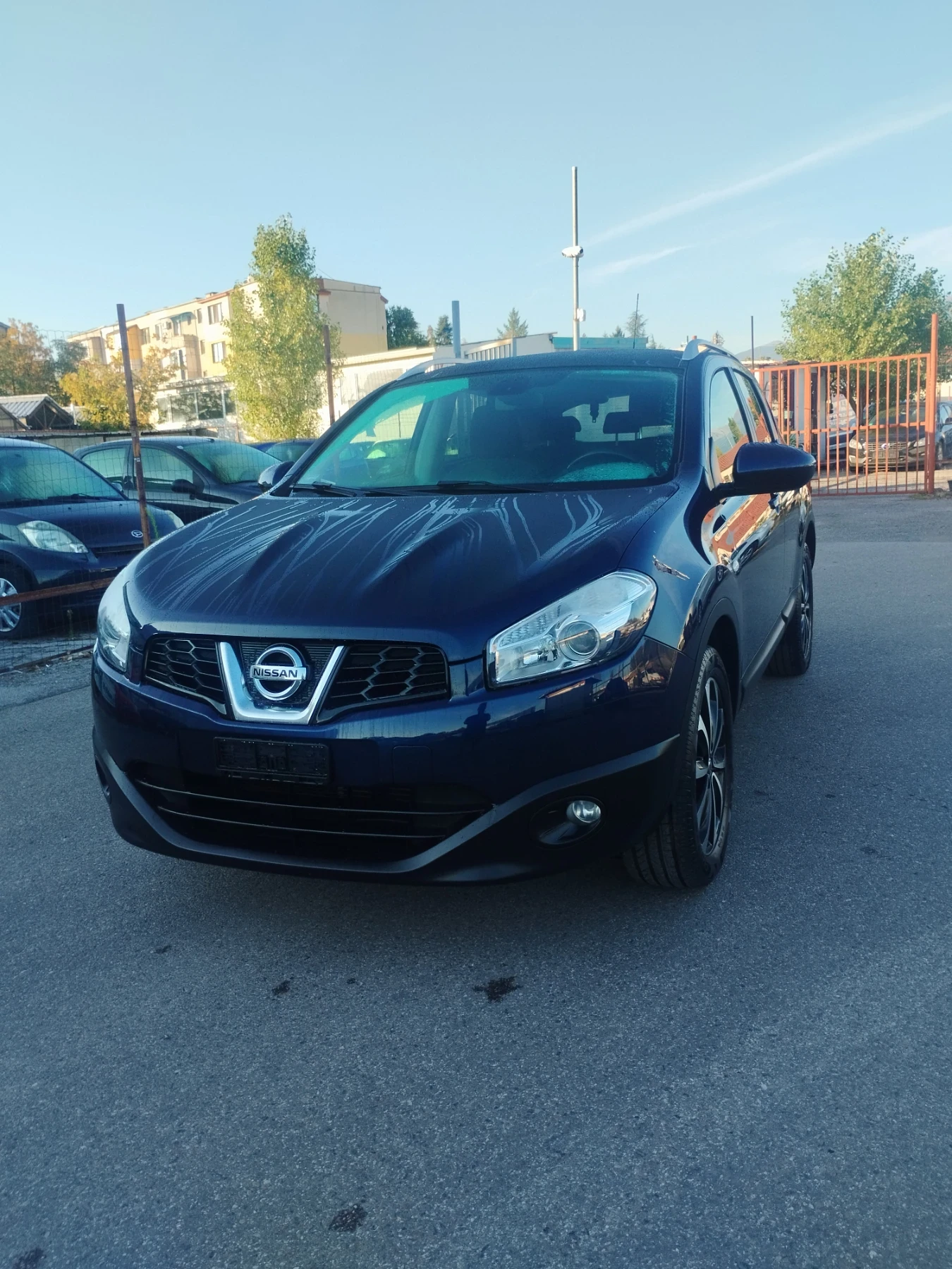 Nissan Qashqai 2.0 automatic 4* 4 navi panorama facelift  | Mobile.bg   15
