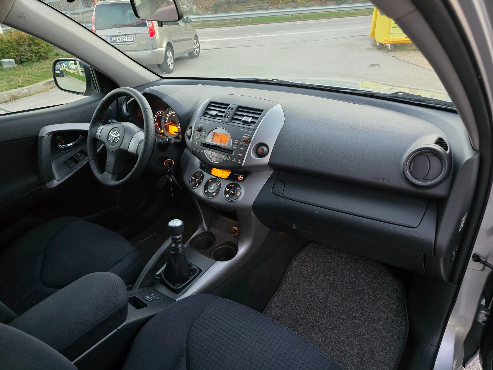 Toyota Rav4 2.2D4D/4X4/136ps - изображение 9