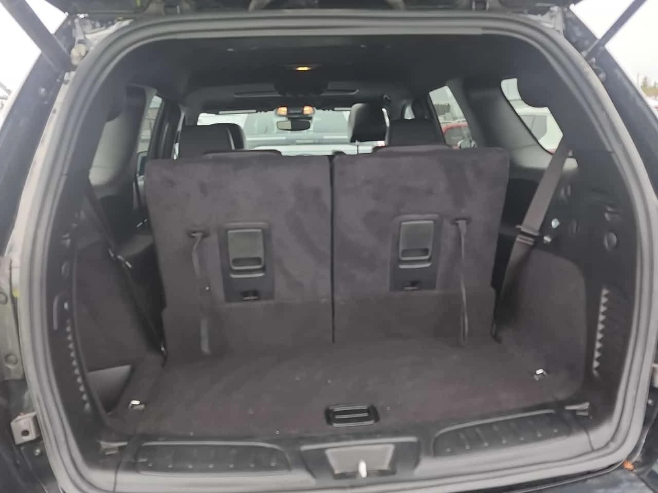 Dodge Durango * R/T * ДИСТРОНИК* ПОДГРЕВ* ОБДУХВАНЕ* ПАНОРАМА* , снимка 14 - Автомобили и джипове - 54255546