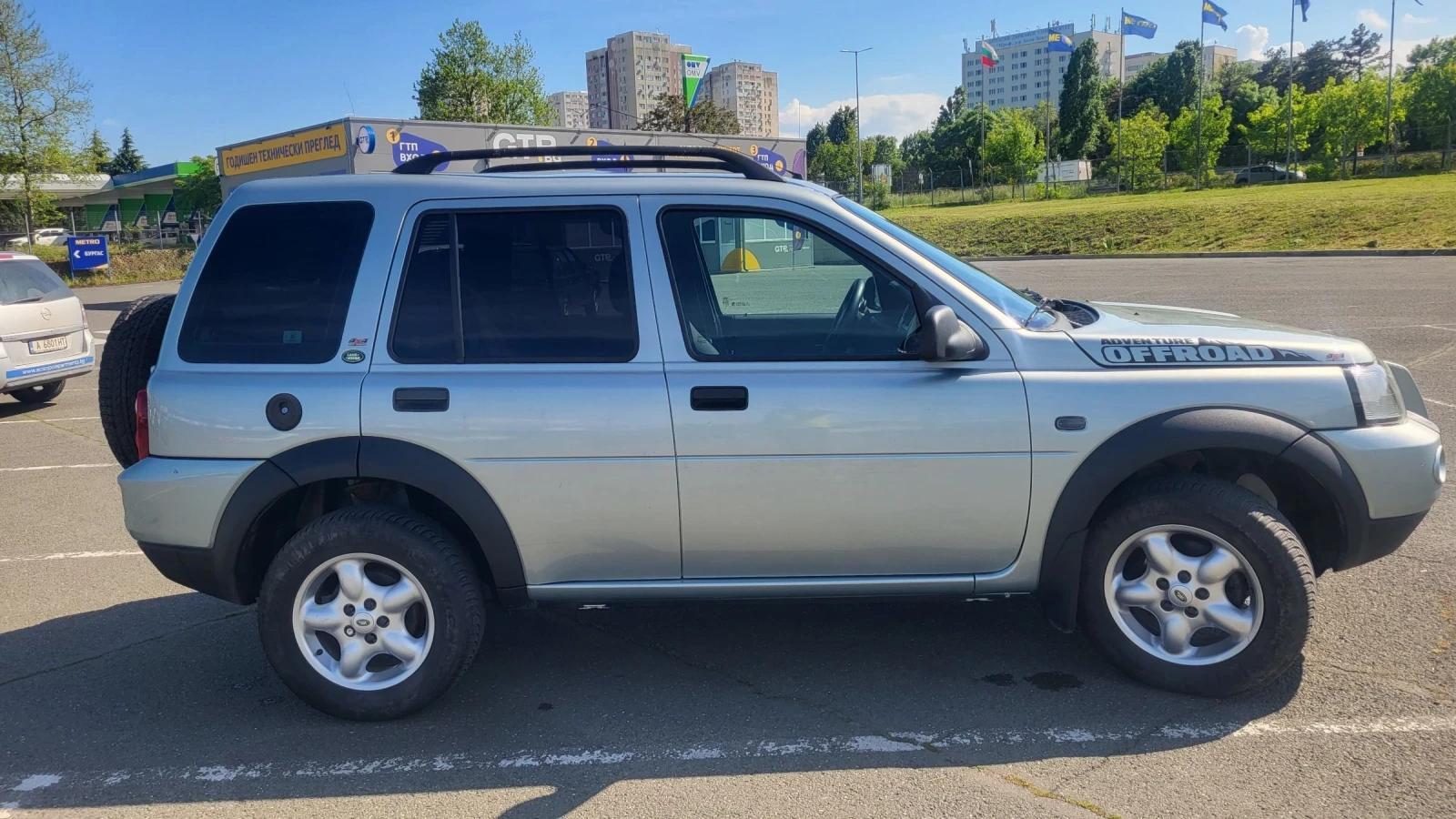 Land Rover Freelander 2.0d, снимка 16 - Автомобили и джипове - 54610930