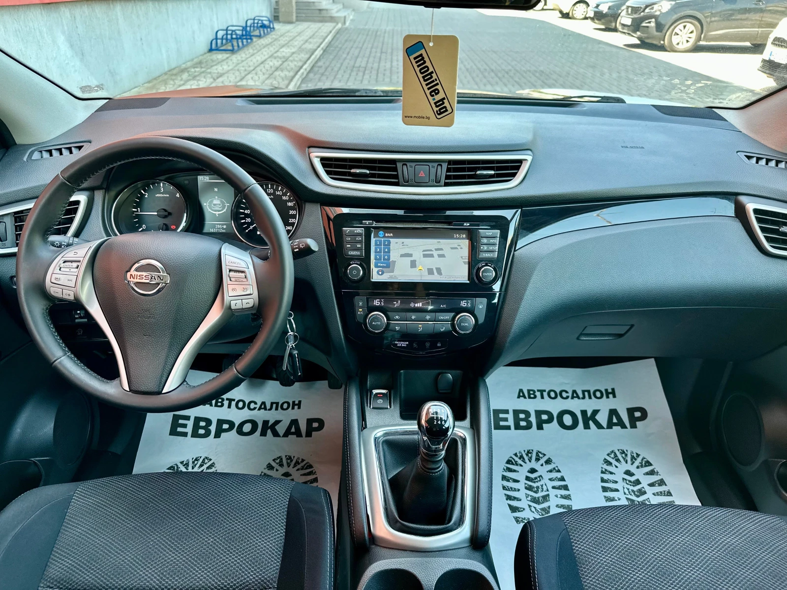 Nissan Qashqai 1.6 DCI * НАВИ* КАМЕРА* , снимка 9 - Автомобили и джипове - 55102678