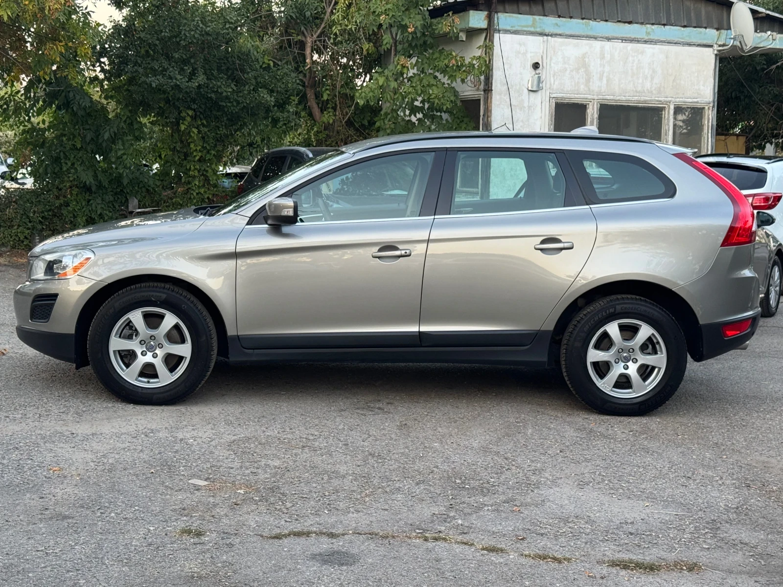 Volvo XC60 Нов Джип!, снимка 8 - Автомобили и джипове - 55696096