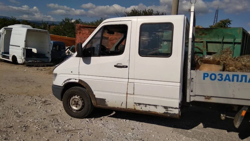 Mercedes-Benz Sprinter 312 Дубъл кабина на части , снимка 6 - Бусове и автобуси - 37660015