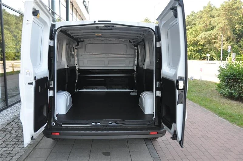 Renault Trafic 2.0 150кс БЕЗ ТАХОГРАФ!НОВ!!!2г ГАРАНЦИЯ!СПЕДИЦИЯ, снимка 6 - Бусове и автобуси - 55212458