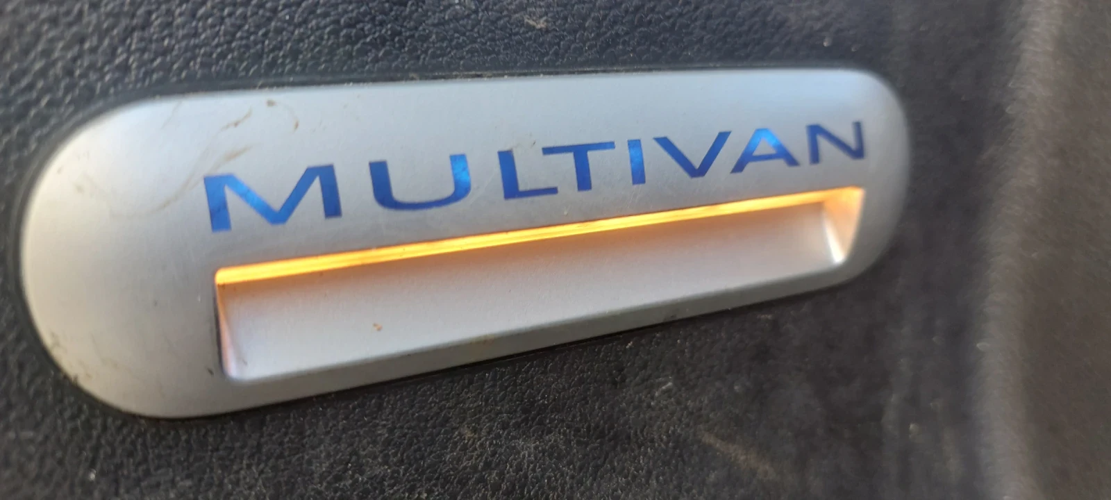 VW Multivan 1, 9 TDI Швейцария - изображение 9