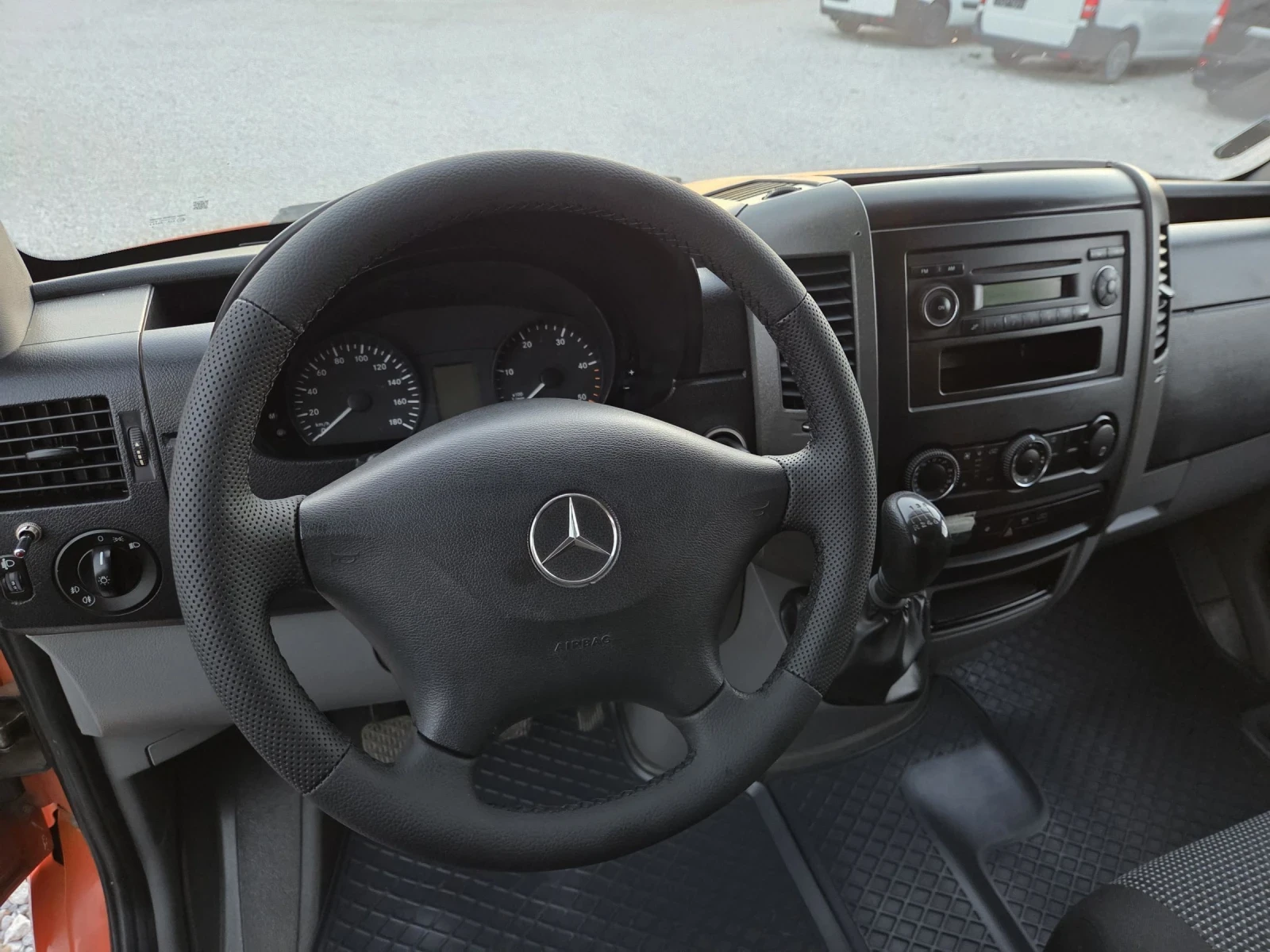 Mercedes-Benz Sprinter 516 CDI, Клима, Бордови, До 3.5 тона - изображение 10