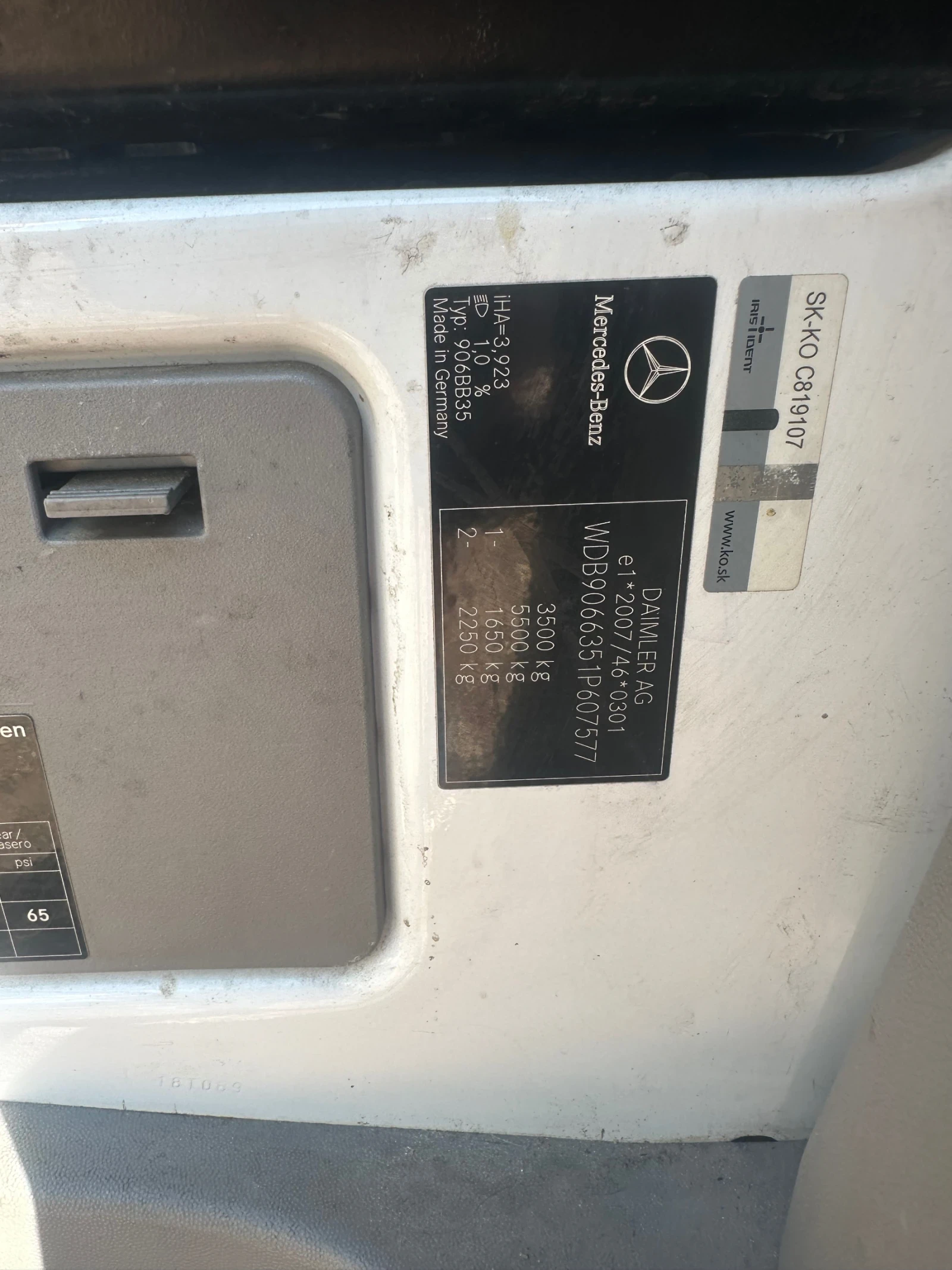Mercedes-Benz Sprinter 316 2.2СДИ, 2018г, 163к.с, товарен макси база, снимка 9 - Бусове и автобуси - 55235064