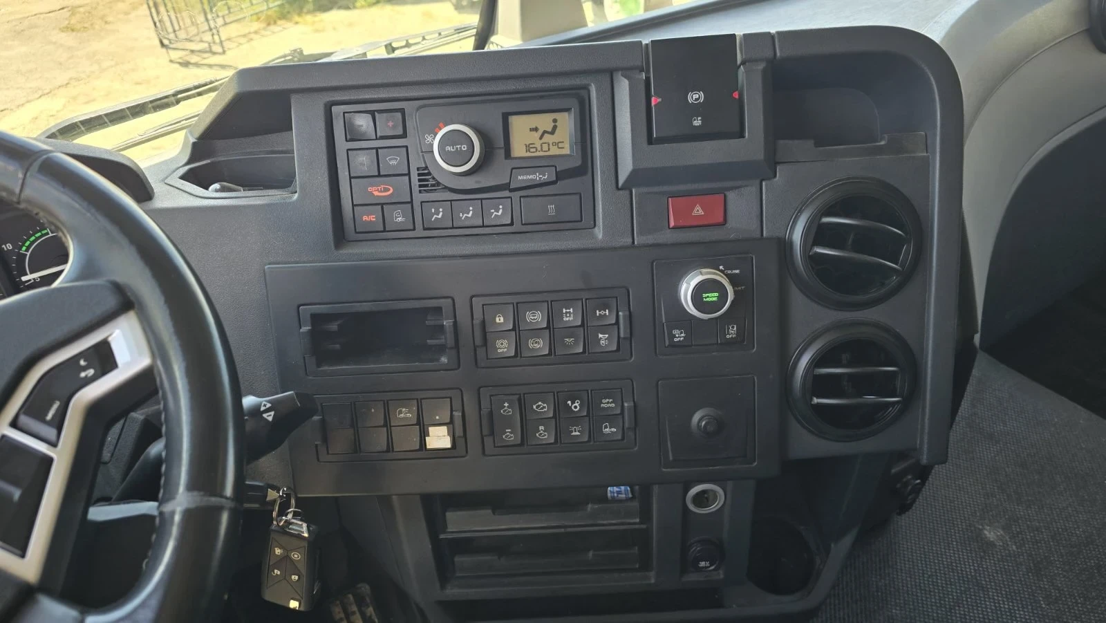Renault T 460 / хидравл.помпа / ретардер, снимка 14 - Камиони - 54901175