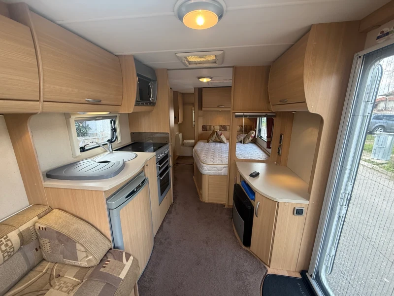 Каравана Tabbert ABBEY FREESTYLE-MOVER/СОЛАР/ФОРСЕЛТ/KATO НОВА/FULL, снимка 7 - Каравани и кемпери - 52871642