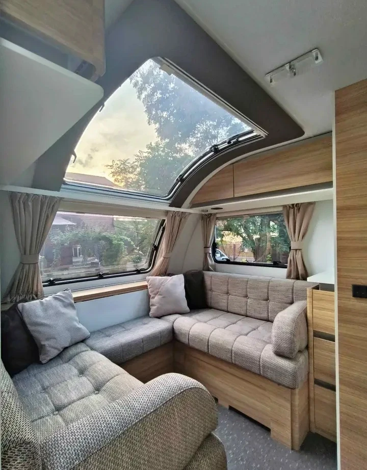 Каравана Adria Altea Спешно, снимка 5 - Каравани и кемпери - 56533946