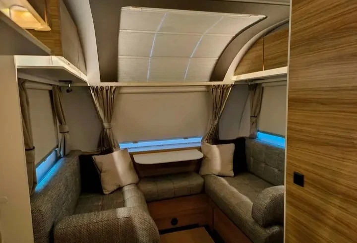 Каравана Adria Altea Спешно, снимка 14 - Каравани и кемпери - 56533946