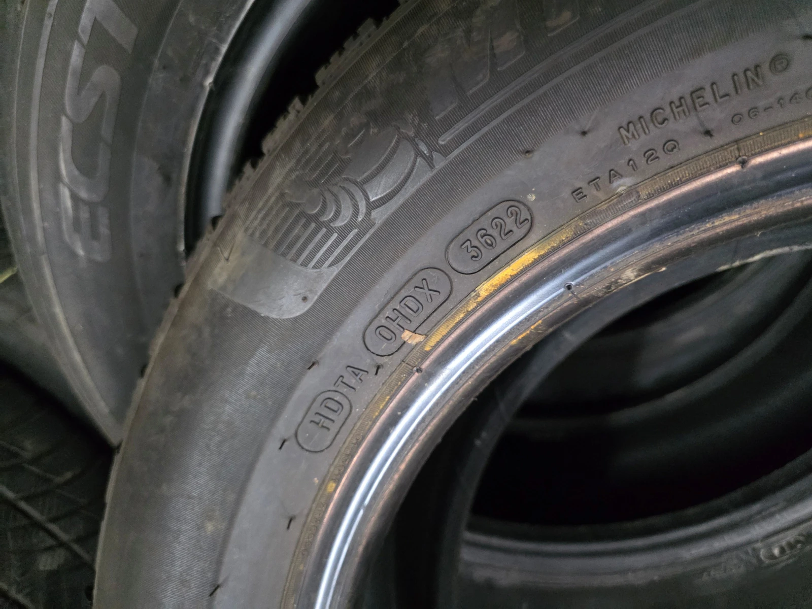 Гуми Зимни 195/65R15, снимка 9 - Гуми и джанти - 55477873