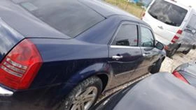 Chrysler 300c 3.5i-НА ЧАСТИ, снимка 5