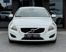 Volvo V60 2.0 R DESIGN, снимка 2